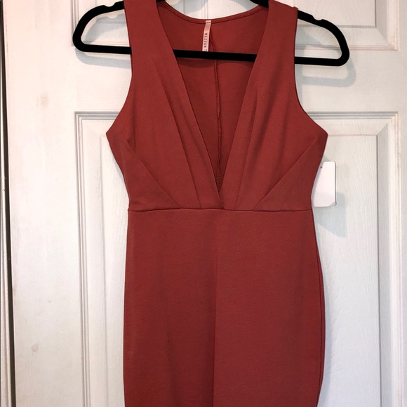 DEEP V Stretch Sleeveless Dress - Party/Night Out - Picture 2 of 7